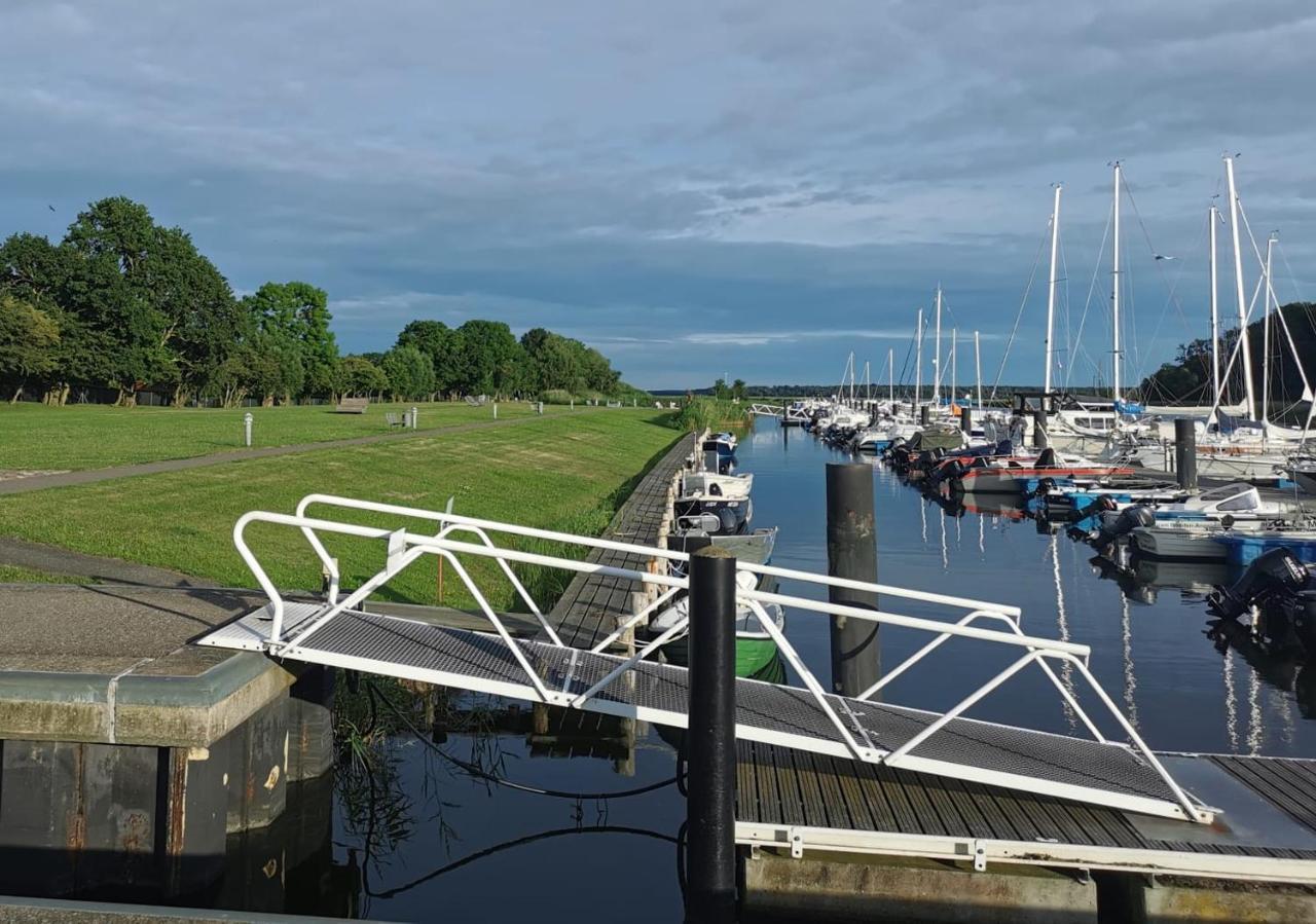 Wohlfuehl-Orte24 Am Hafen In Schaprode, Ruegen Apartman Kültér fotó