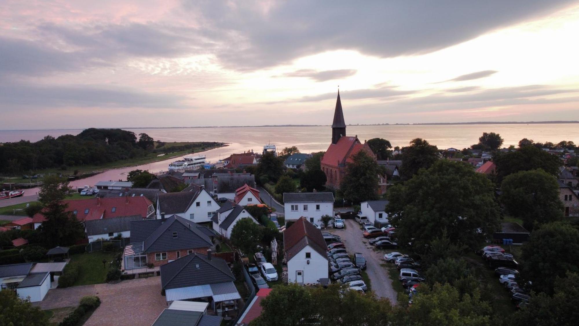 Wohlfuehl-Orte24 Am Hafen In Schaprode, Ruegen Kültér fotó