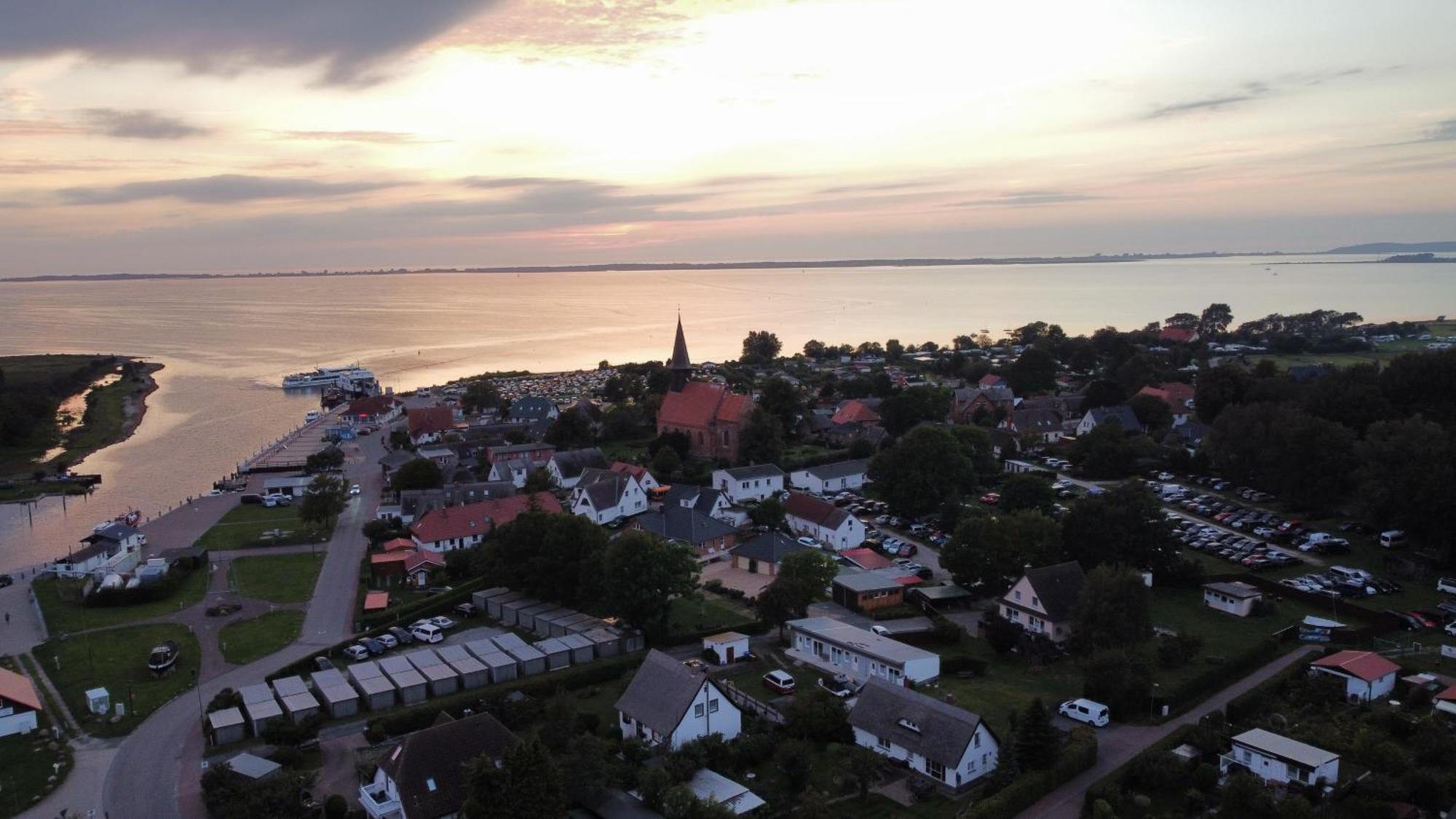 Wohlfuehl-Orte24 Am Hafen In Schaprode, Ruegen Kültér fotó